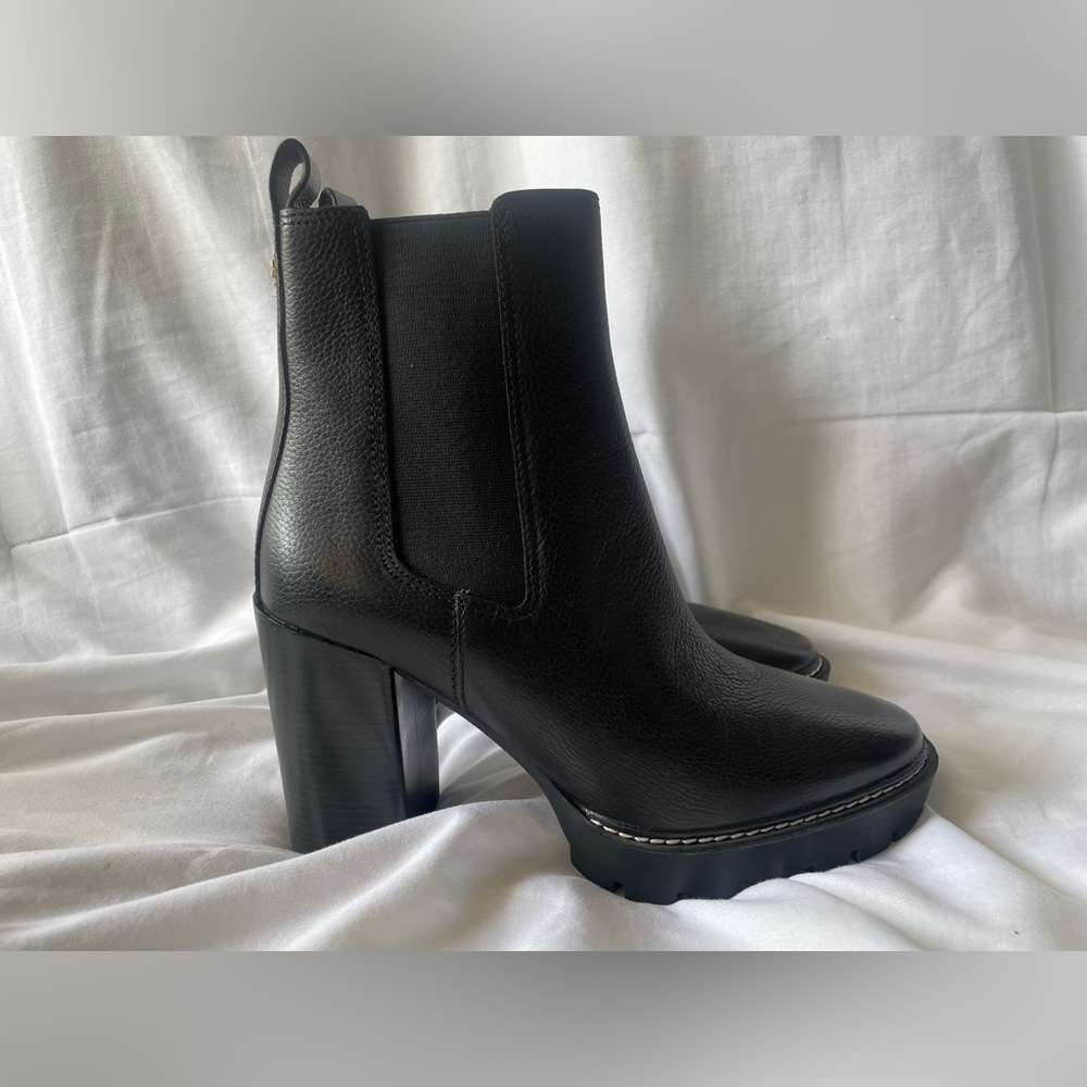 Tory Burch Boots